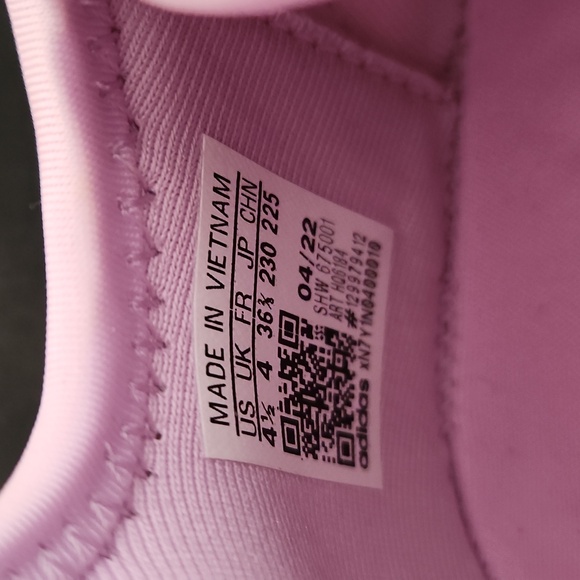 Adidas Originals NMD_R1 Girls' Grade School - Picture 16 of 16